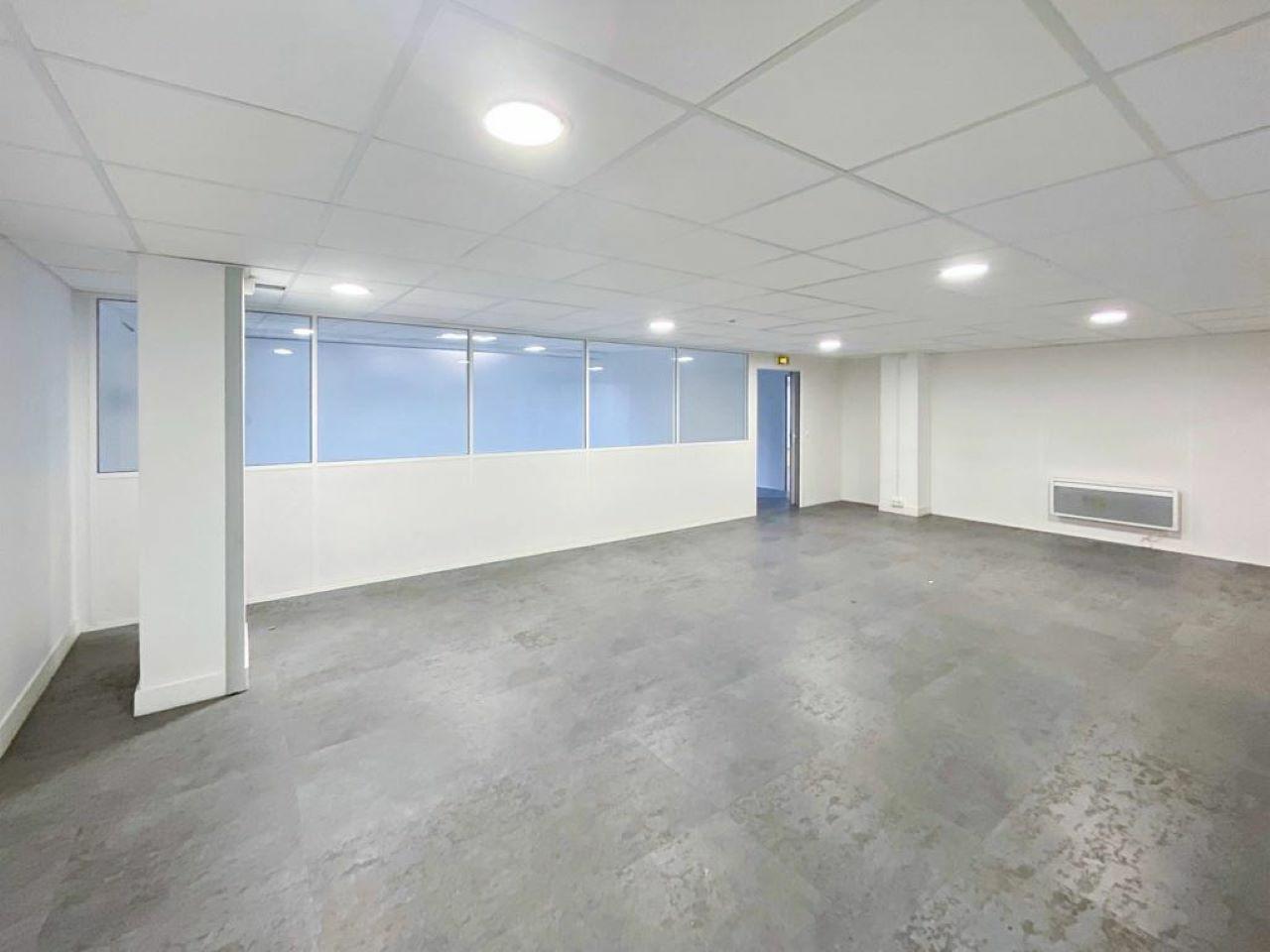 Bureau Paris 255m² Location bureau Paris OLBUR2314380 6